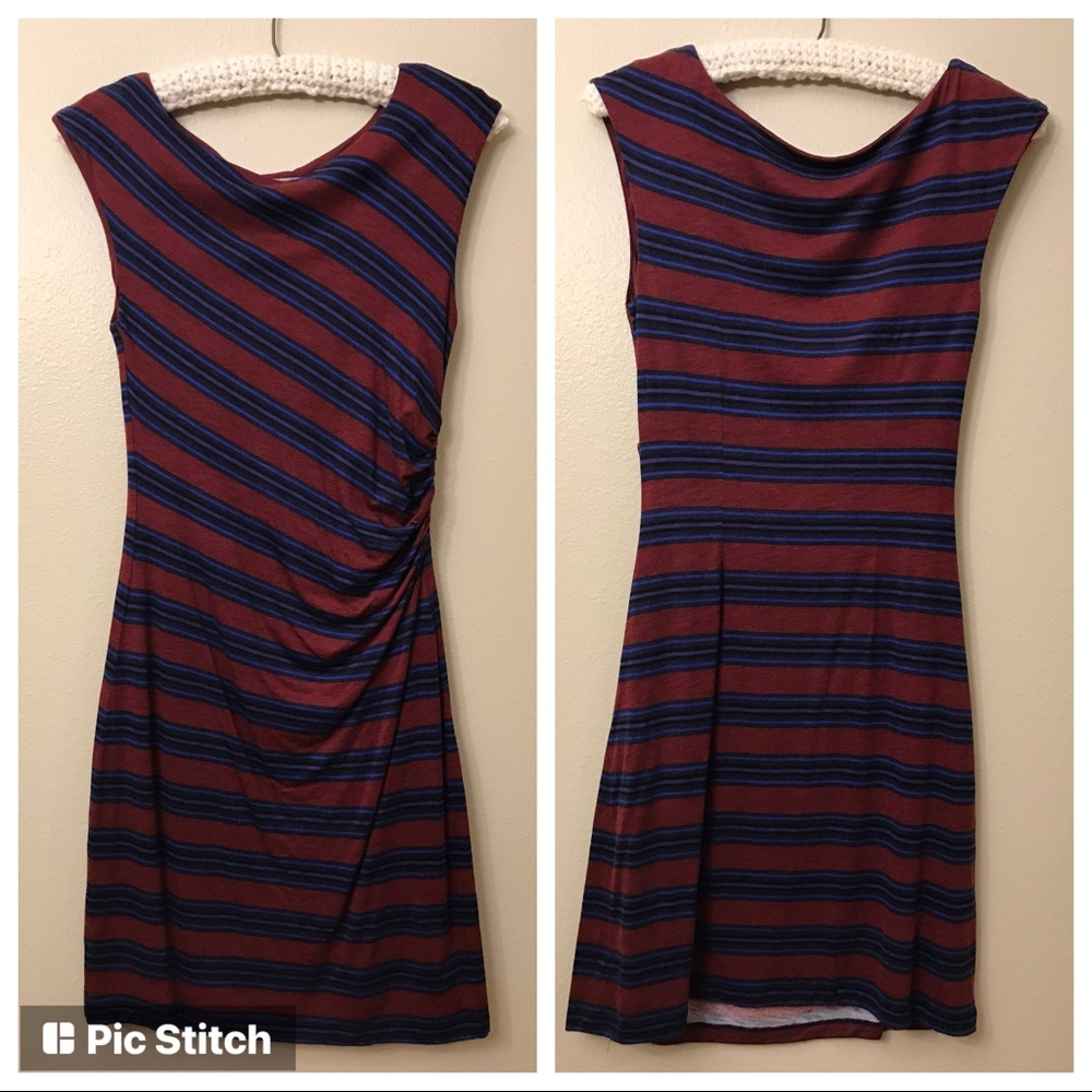 Loft burgundy lined knit dress with ruched side